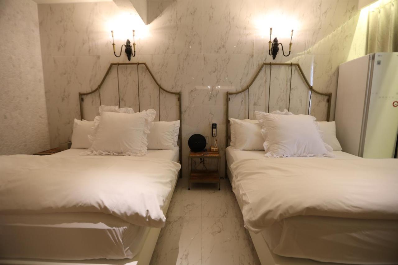 February Hotel Seongseo Тегу Екстериор снимка